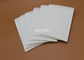 Het aangepaste Witte Plastic het Verschepen Bewijs van de Enveloppenscheur met 2 het Verzegelen Kanten