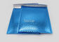 Plakband Opgevulde Verschepende die Enveloppen met Blauwe Kleurenbel worden gedrukt